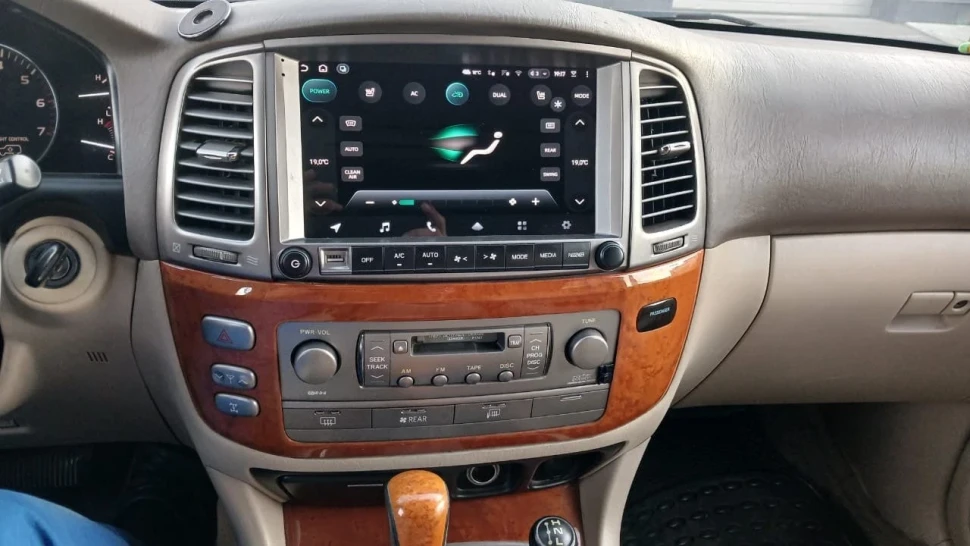 Штатная магнитола Teyes CC4 Pro 8/128 Lexus LX470 (2002-2007) F2 Тип-C